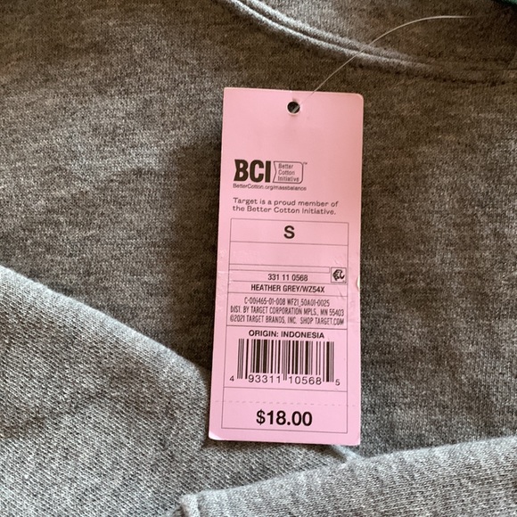 NWT wild table size small crop hoodie, color, gray warm, very cute! - Picture 6 of 6